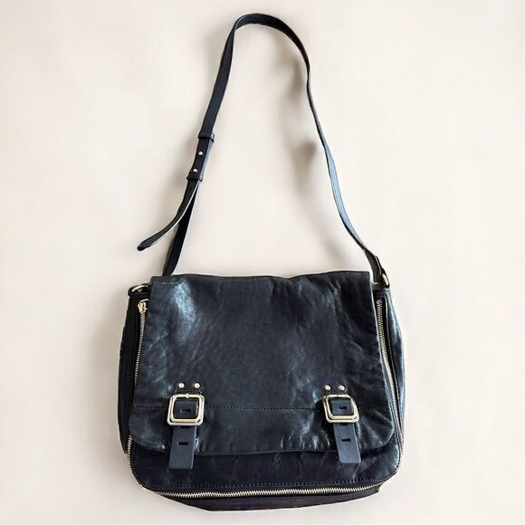 Vince Camuto Delos Genuine Leather Messenger Crossbody Bag Black - Picture 1 of 13